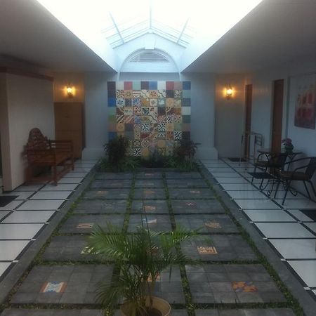 Panca Dewi Guest House Yogyakarta Exterior foto